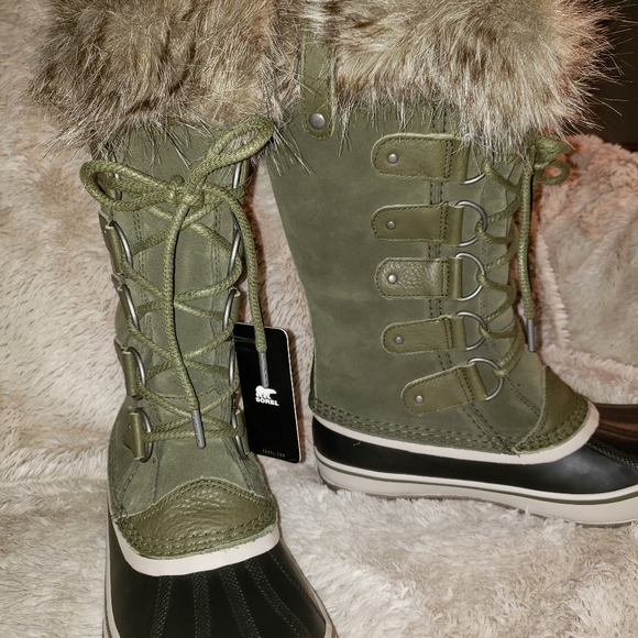 Sorel Joan of Arctic Women's Boots - Picture 7 of 11
